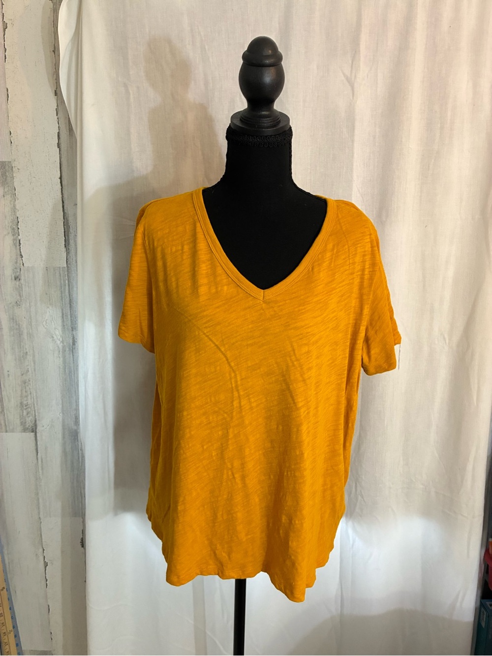 Old Navy V-Neck Short Sleeve Tee in Mustard